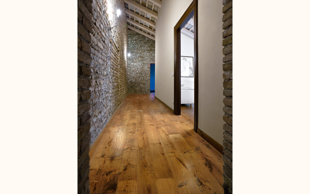 Millennium & Nuovo Millennium Oak 07