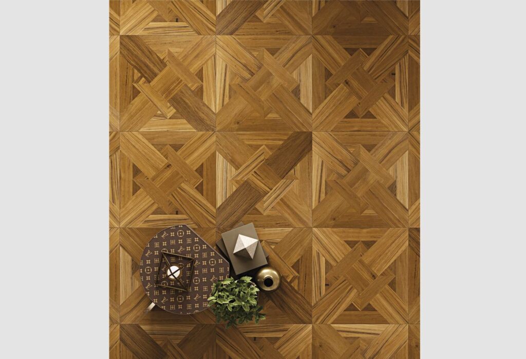 Quadrotte - Fiesole, Burma Teak, brushed oiled