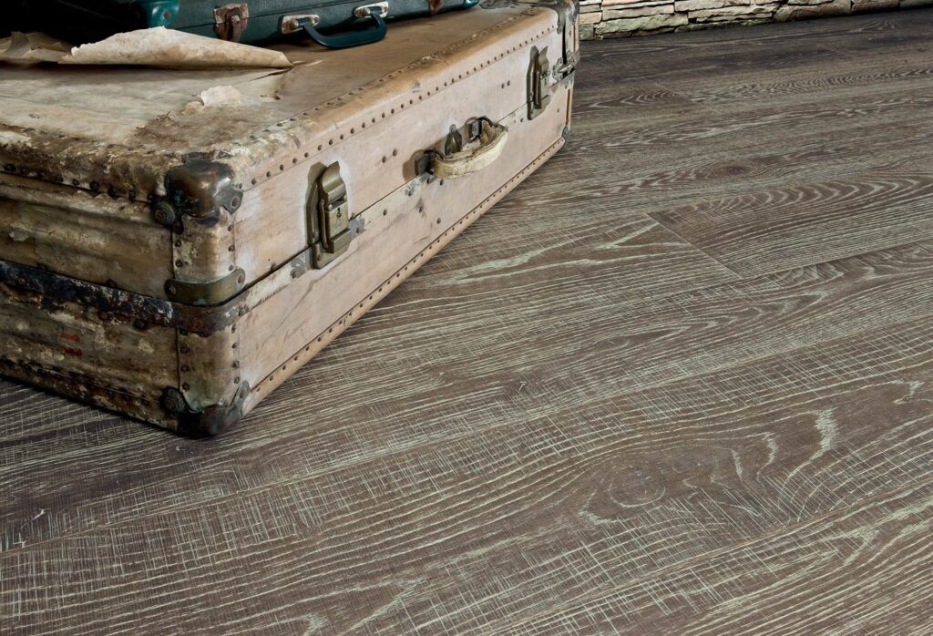 TAGLIO-SEGA-Rovere-Europeo-Rusticone-Verniciato-Cannes