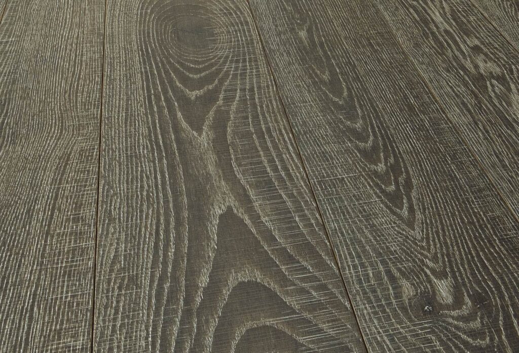 TAGLIO-SEGA-Rovere-Europeo-Rusticone-Verniciato-Cannes_04
