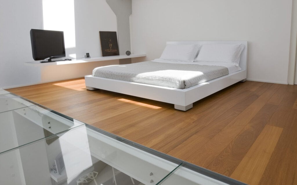Classico, Burma Teak Select, brushed varnished